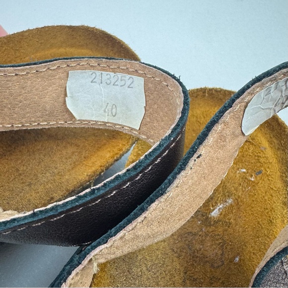 Naot Kayla sandals metallic leather strappy comfort wedge size 40 - Picture 8 of 9